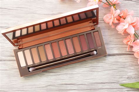 La Palette Naked Heat D Urban Decay Top Ou Flop Aunatur Elle