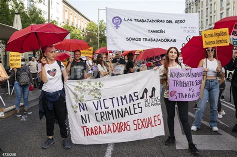 Trabajadoras Sexuales Protestan Contra La Proposición De Ley Del Psoe