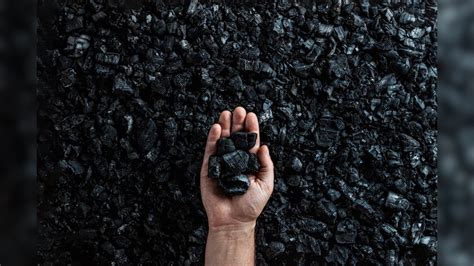 Why India Is Still Dependent On Coal As Uk Shovels Fossil Fuel Out Economy And Policy News