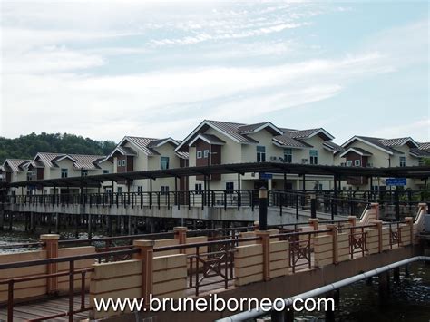 The Water Village of Brunei - Sunshine Borneo Tours and Travel