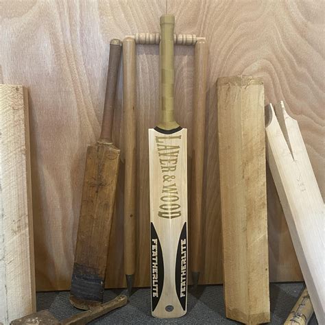 Featherlite Custom Handmade Cricket Bat Laver Wood