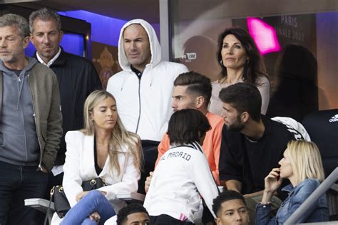 Photo Zinedine Zidane et sa femme Véronique Luca Zidane et sa