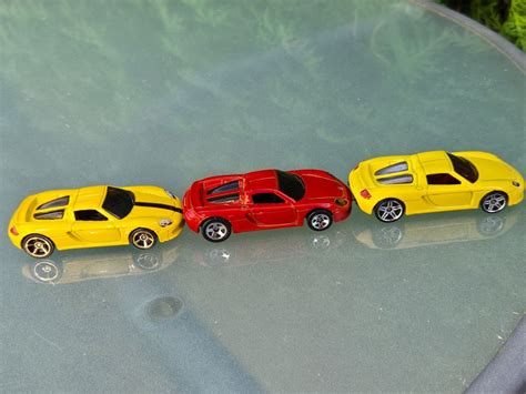 Porsche Carrera Gt Hot Wheels Gebraucht in Oberbuchsiten für CHF