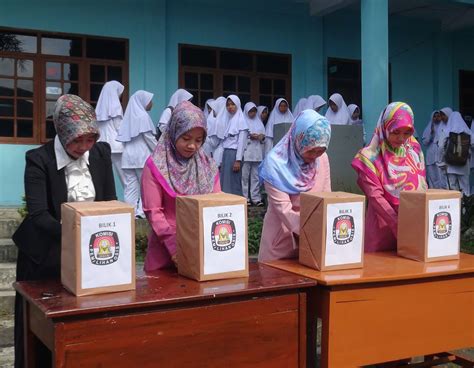 Pemilihan Ketua OSIS SMK Bakti Indonesia Kuningan Peroide 2016-2017 ...