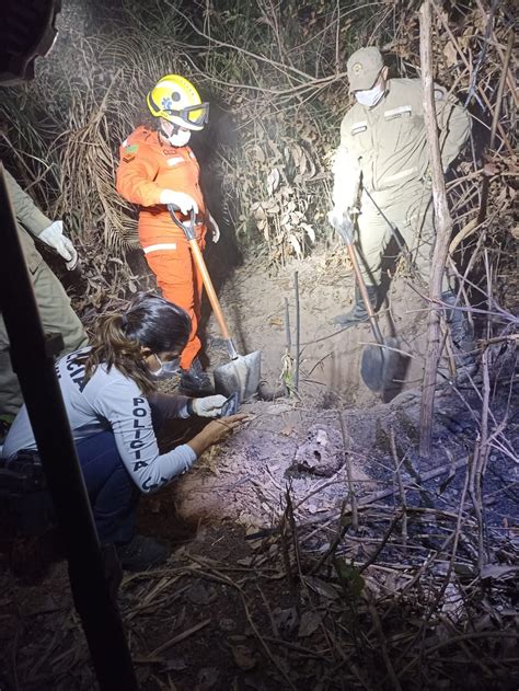 Ossada Humana Encontrada Em Terreno De Invas O Na Zona Norte De