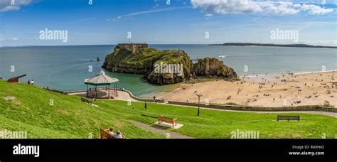 Tenby Castle Hi Res Stock Photography And Images Alamy