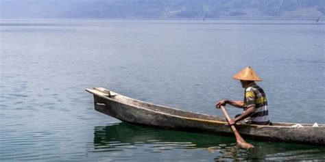 Bukan Cuma Pulau Samosir Jangan Lewatkan 4 Kegiatan Seru Ini Saat