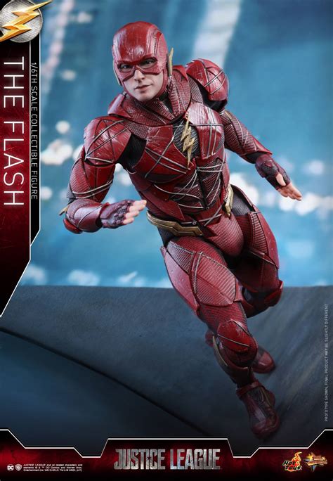 Justice League The Flash 16 Scale Figure By Hot Toys The Toyark News