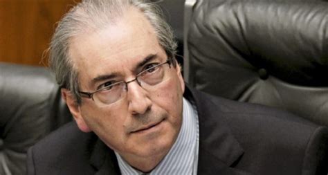 TRF 4 revoga prisão preventiva de Eduardo Cunha mas ele segue preso em