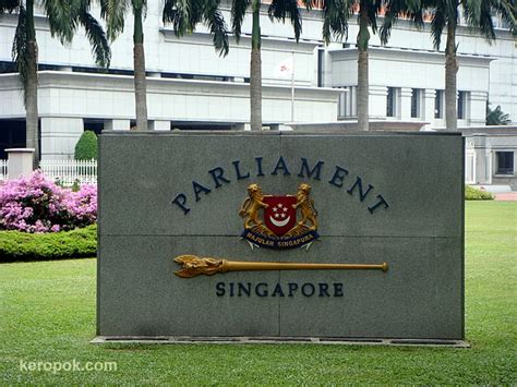 'Boring' Singapore City Photo: Singapore Parliament House.