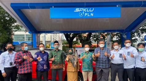 Luncurkan Spklu Kedua Di Sulawesi Selatan Pln Terus Kampanyekan Kblbb