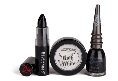 Gothic Makeup Kit | Saubhaya Makeup