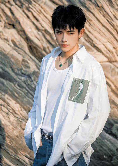 Tr N Phi V Di N Vi N L Nh N Ng V I Hot Girl M Ng L Ai