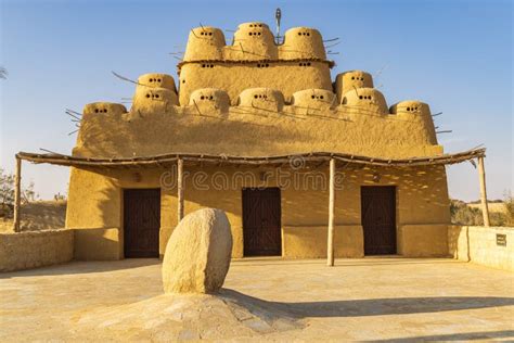 Traditional Desert Building at Faiyum Oasis Editorial Photography ...