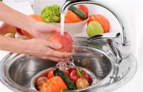 Learn How To Properly Wash Fruits And Vegetables