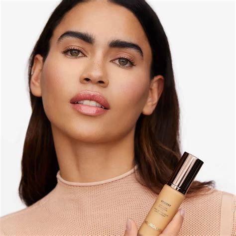 Sneak Peek Hourglass Ambient Soft Glow Foundation Beautyvelle