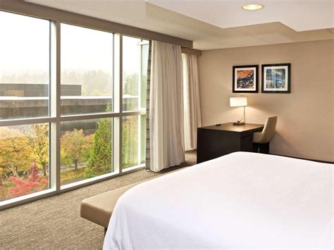 Hotel Embassy Suites By Hilton Seattle Bellevue In Bellevue Günstig Buchen Bei