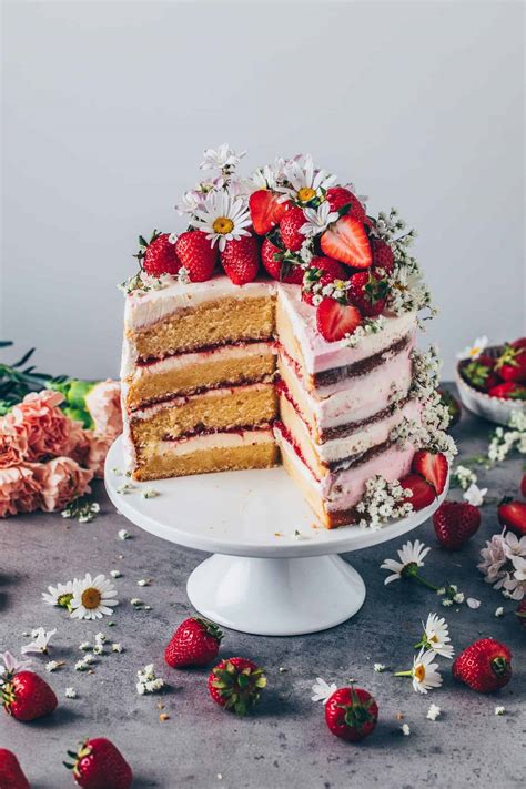 Strawberry Cream Naked Cake Recipe Bianca Zapatka Recipes