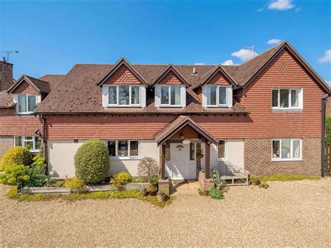 Bed Detached Bungalow For Sale In The Oaks Steep Marsh Petersfield