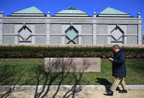 sacklers greed  family  oxycontin  killing