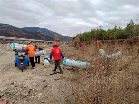 凤县人民政府网站 各镇动态 人居环境大整治，平木村在行动