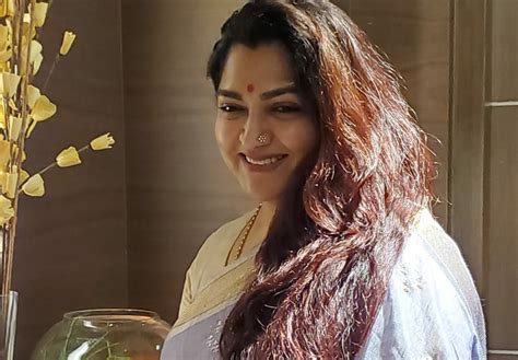 Khushbu Sundar Joins BJP Says People Like Her Pushed And Suppressed In