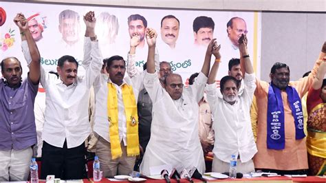 TDP Leader Yanamala Ramakrishnudu Seeks Enumeration Of BCs In Andhra