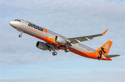 Jetstar Unveils New Uniforms As 20th Birthday Approaches