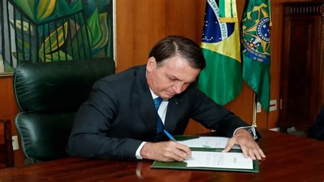 Bolsonaro Est Proibido De Dizer Que Pt Votou Contra O Aux Lio Brasil