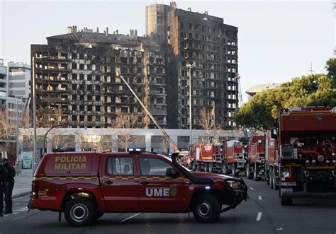 Incendio En Valencia En Directo Número De Muertos Heridos