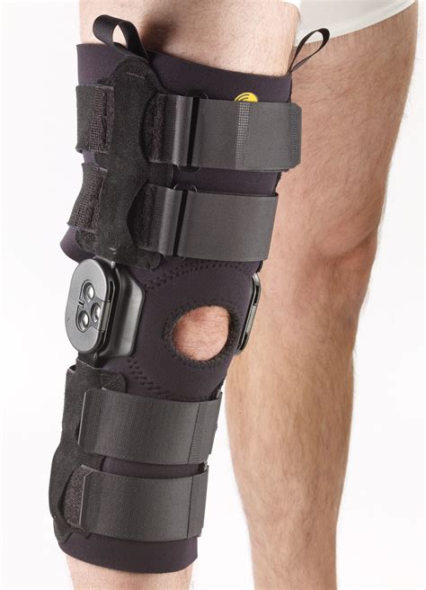 Corflex Inc Contender Knee Brace