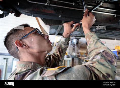 Arizona Army National Guard Spc Terrance Aye A Wheeled Vehicle