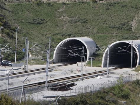 Detenen a la Jonquera lacusat de matar un militar a Itàlia Joan