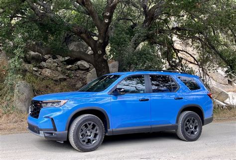 2024 Honda Pilot Trailsport Blue Etti Olivie