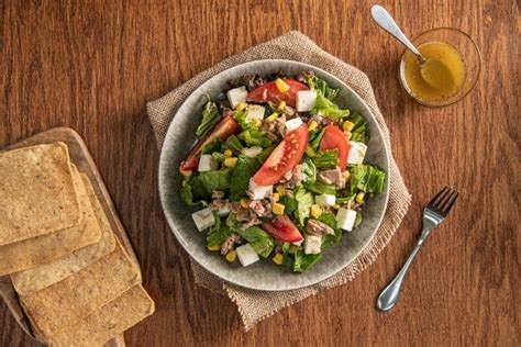 Aprender acerca 80 imagen ensalada de atún con lechuga y elote