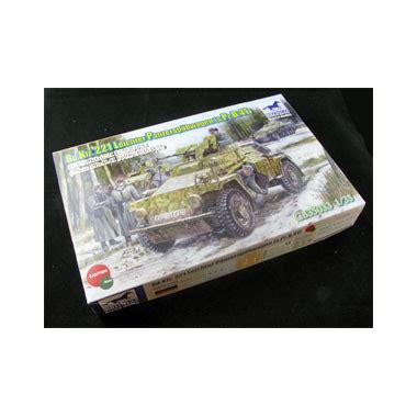 Maquette Sd Kfz 221 Leichter Panzerspahwagen 2emeGM Francis Miniatures