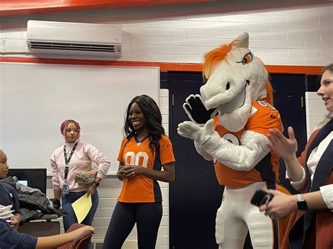 Denver Broncos Foundation and Comcast Team Up to Tackle the Digital