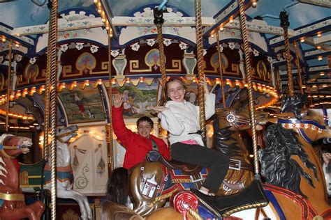 Carousel In Giggleberry Fair Peddlers Village November 28 Flickr