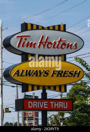 Tim Hortons Restaurant And Drive Thru Oldbury Stock Photo Alamy