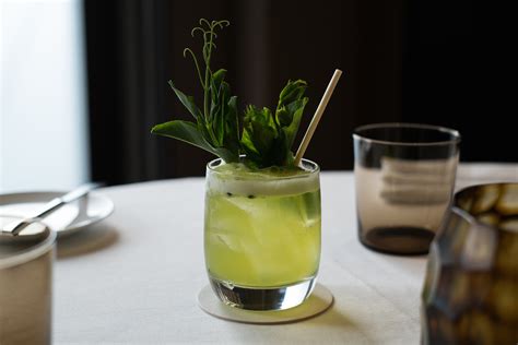 Get Sprung 8 Creative Spring Cocktails To Sip Now