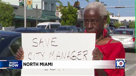 North Miami Residents Rally For City Manager She S Cleaning House And