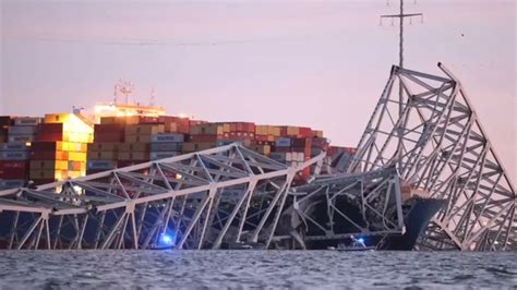 Así ha sido la colisión del barco y el derrumbe del puente Francis