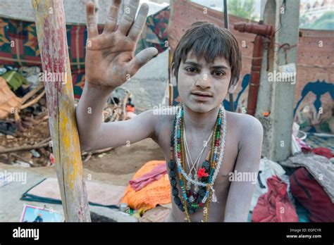 Jeune Naga Sadhu Shivratri Mela Bhavnath Photo Stock Alamy