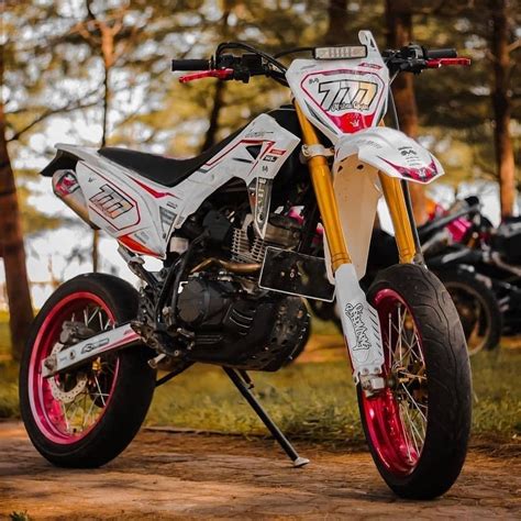 Jual DECAL CRF 150 L FULL BODY DESAIN TEKNO DECAL CRF HOLOGRAM DECAL