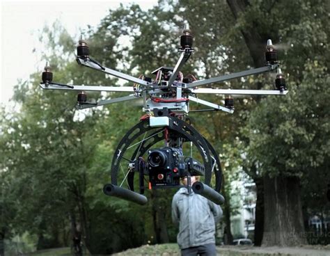 Om Copter Captures Aerial Images With An Red Epic Camera