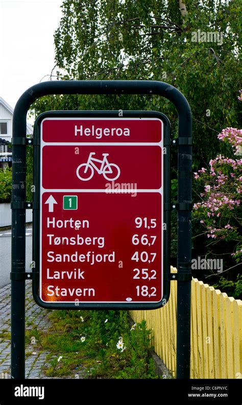 National Cycle Route Sign Hi Res Stock Photography And Images Alamy