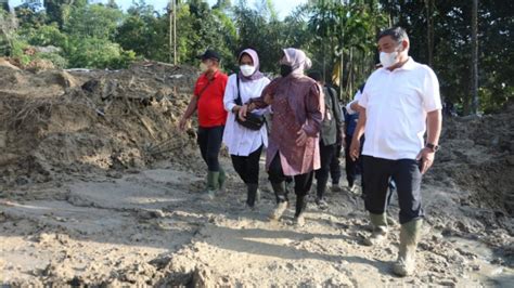 Bencana Banjir Longsor Mensos Instruksikan 7 Titik Lumbung Sosial