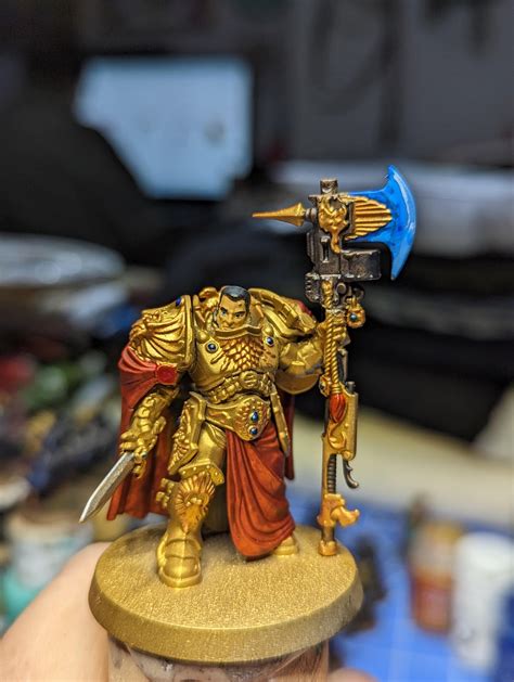 Custodes Commander: Practicing Faces : r/minipainting