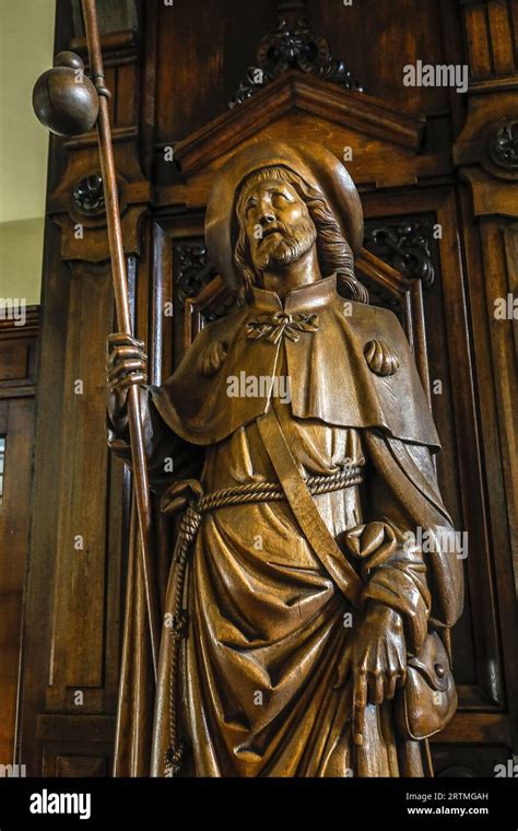 Saint James statue in Notre Dame Immaculee catholic church, Brussels, Belgium Stock Photo - Alamy