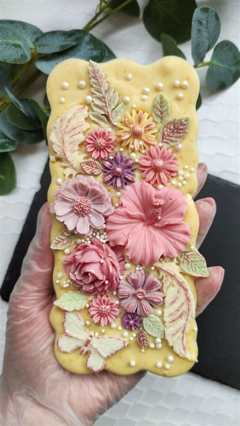 Фантазийная плитка | Украшения из шоколада, Самодельные конфеты ...